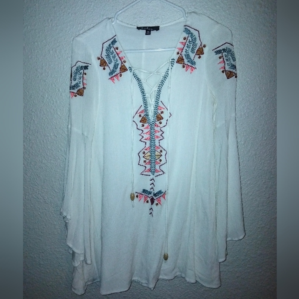 Lulu's Cotton top/bathingsuit coverup